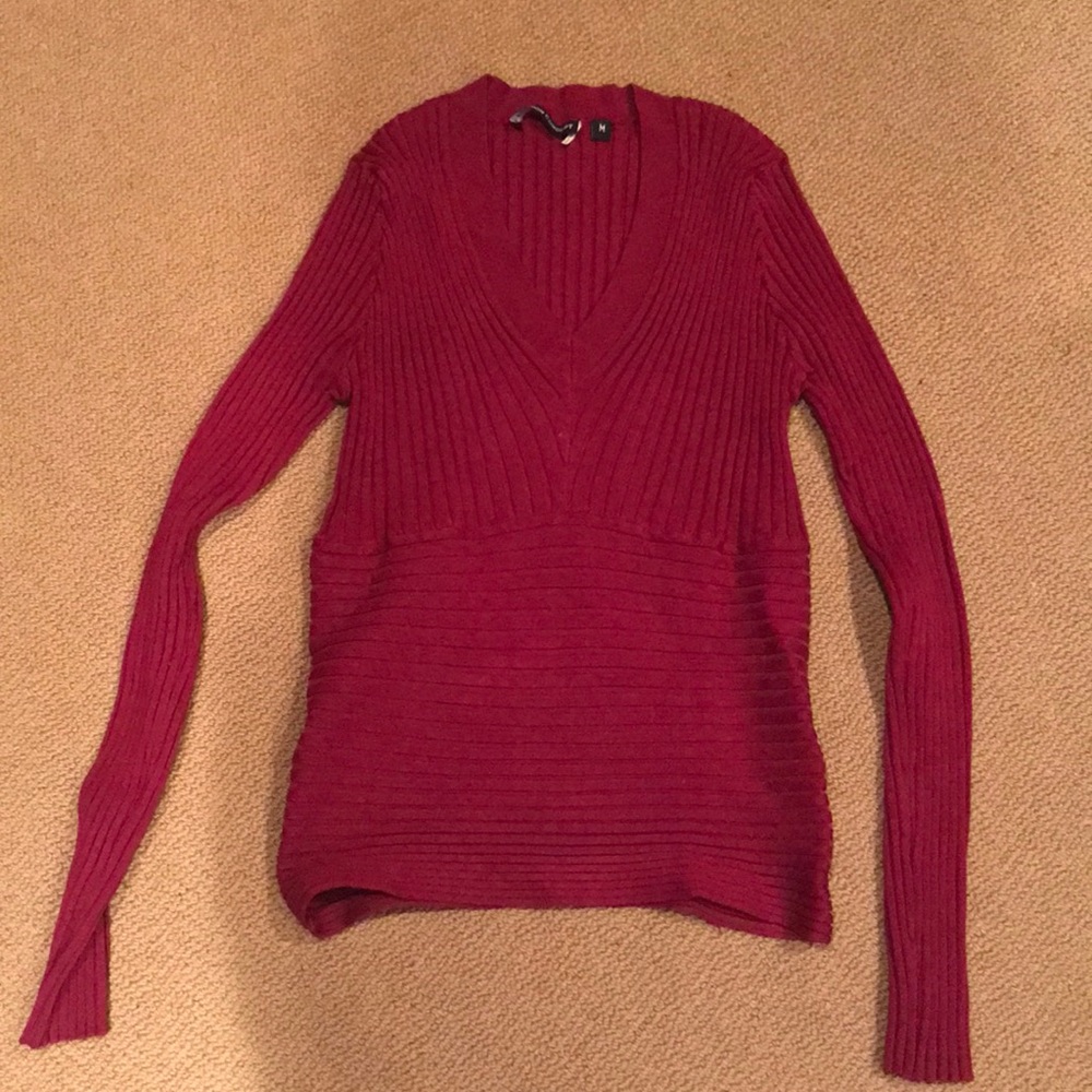 Maroon long sleeve shirt